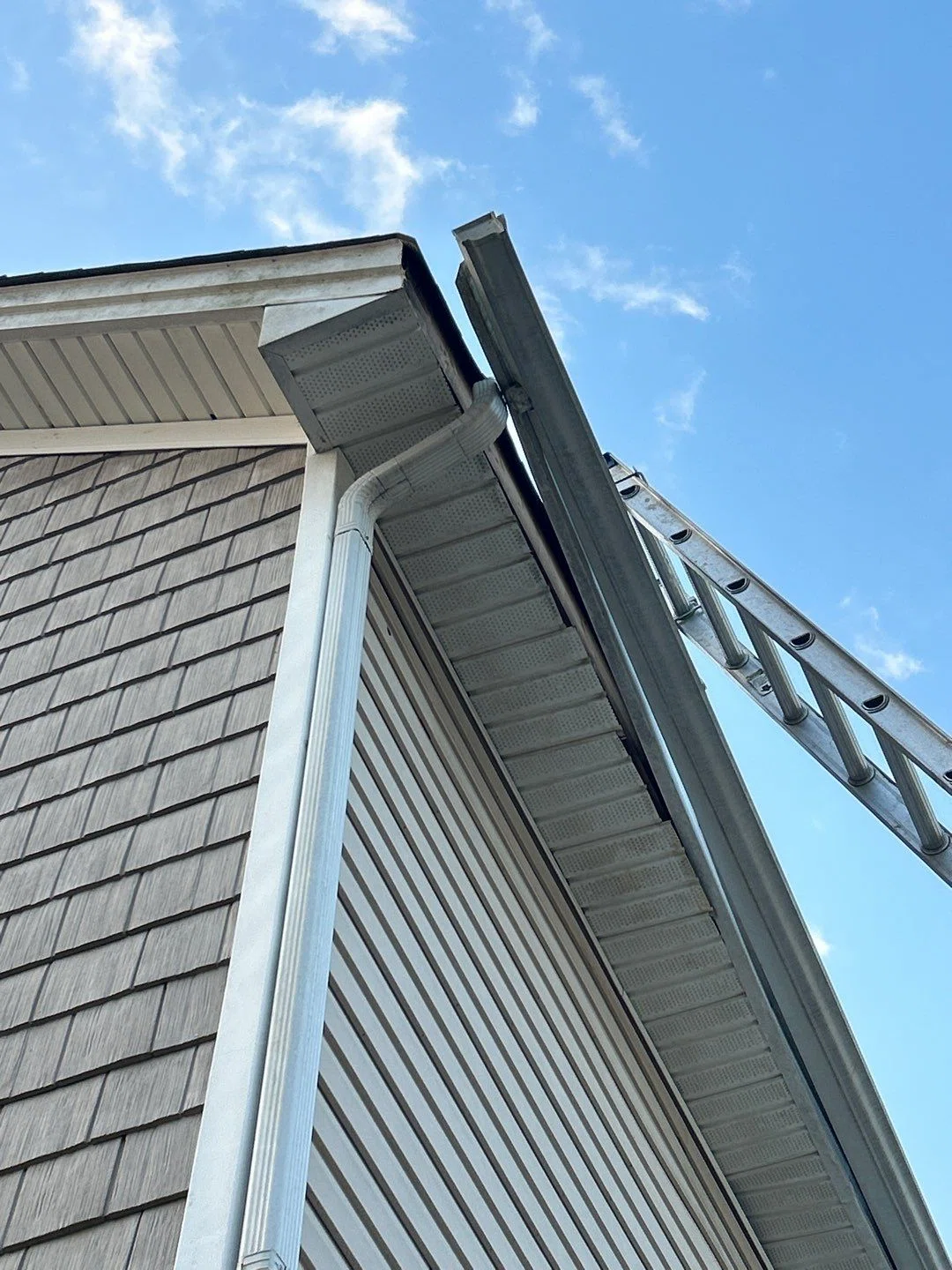 Gutter Cleaning Charlotte NC